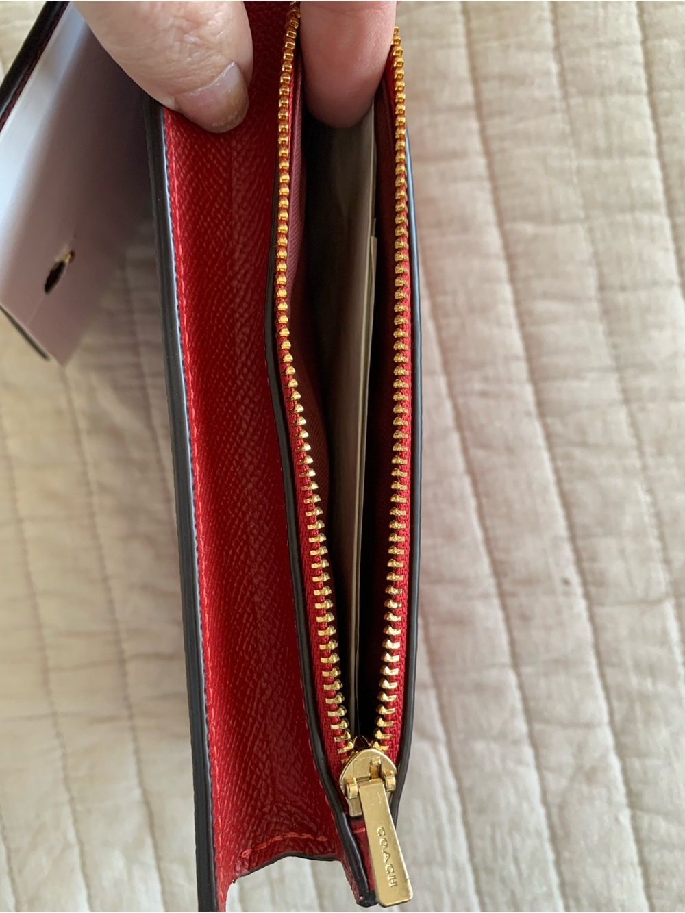 New! Coach Red Leather Crossbody Phone Pouch with Gold Logo Adjustable Strap - Picture 10 of 13